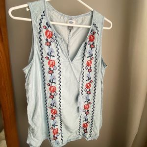 NWOT Old Navy Denim Tank with embroidered pattern